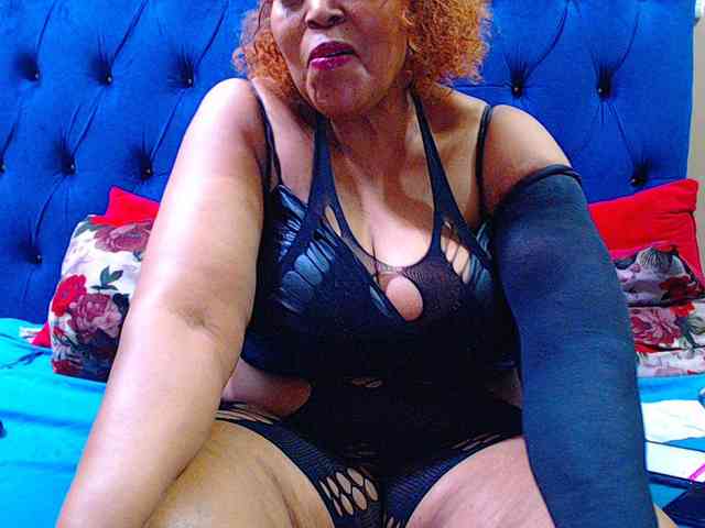 Ebonycandy10 webcam