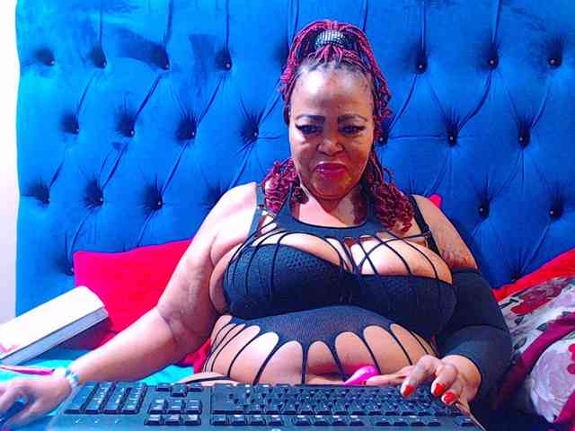 Ebonycandy10 webcam