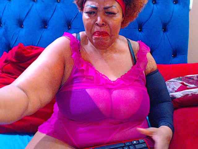 Ebonycandy10 webcam