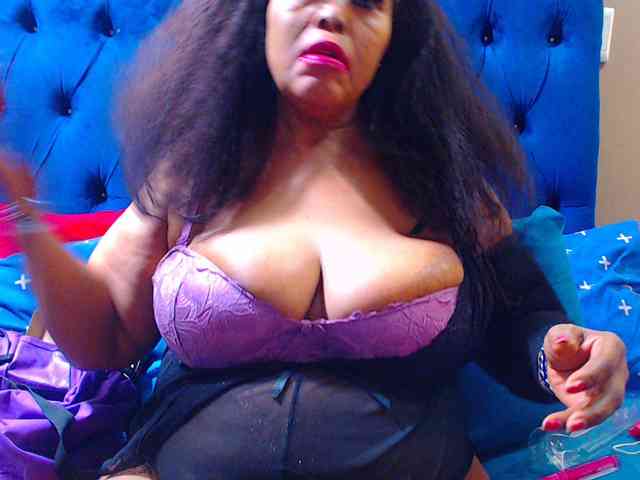 Ebonycandy10