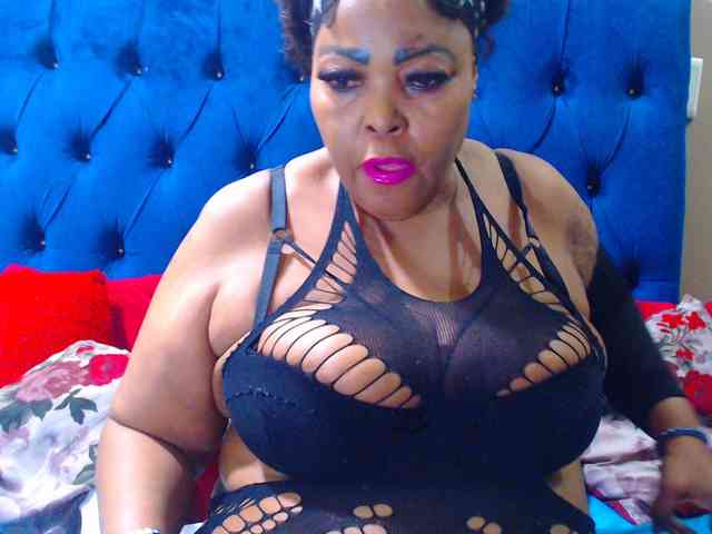 Ebonycandy10 webcam