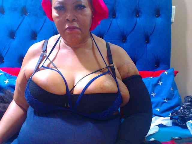 Modèle: Ebonycandy10