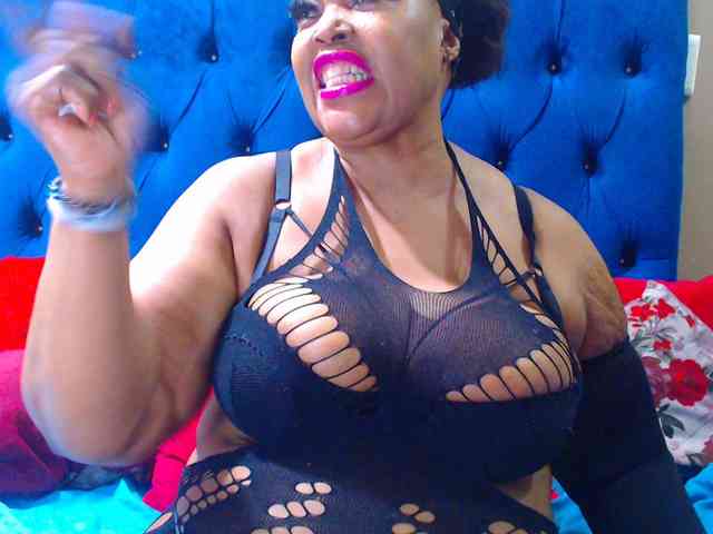 Ebonycandy10 webcam