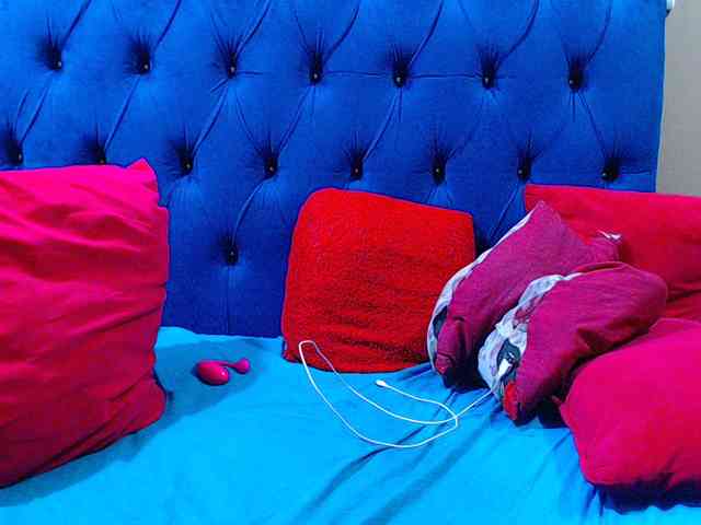 Ebonycandy10 webcam