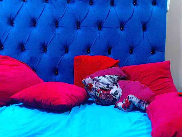 Ebonycandy10 webcam
