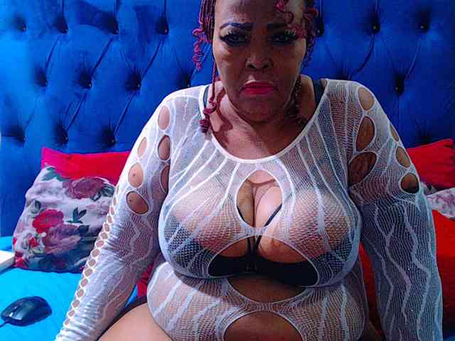 Modèle: Ebonycandy10
