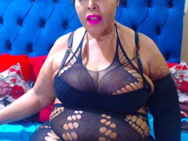 Ebonycandy10 webcam