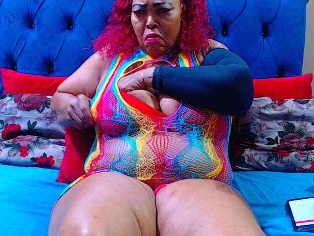 Ebonycandy10 webcam