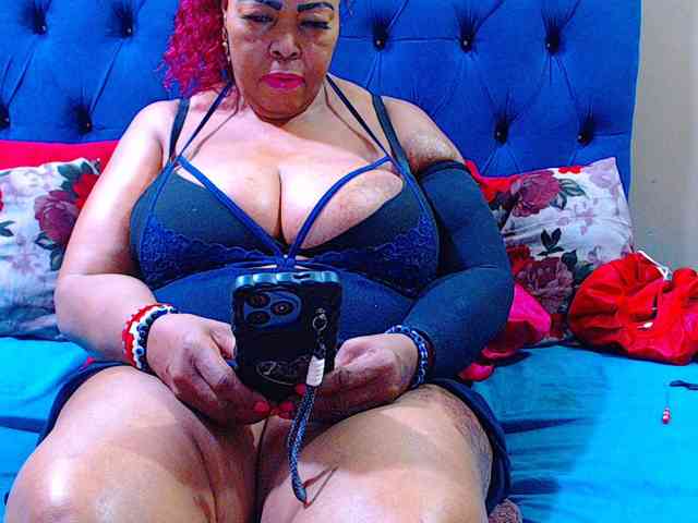 Ebonycandy10 webcam