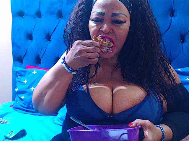 Ebonycandy10 webcam