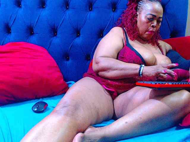 Ebonycandy10 webcam