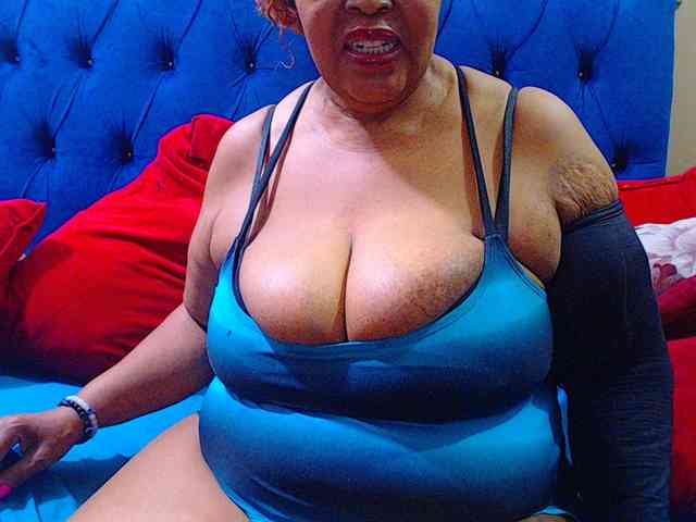 Ebonycandy10 webcam