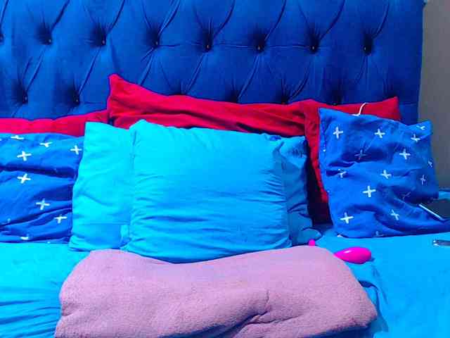 Ebonycandy10 webcam