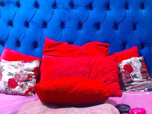 Ebonycandy10 webcam