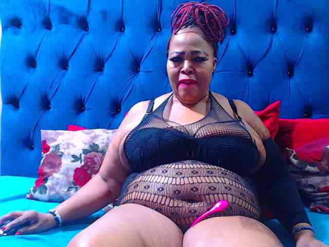 Ebonycandy10 webcam