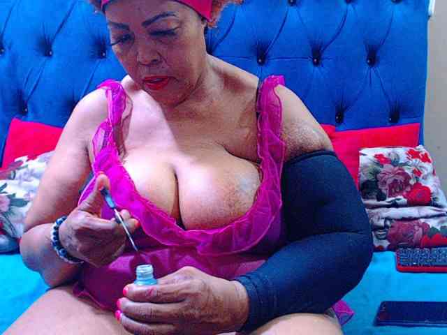 Ebonycandy10 webcam