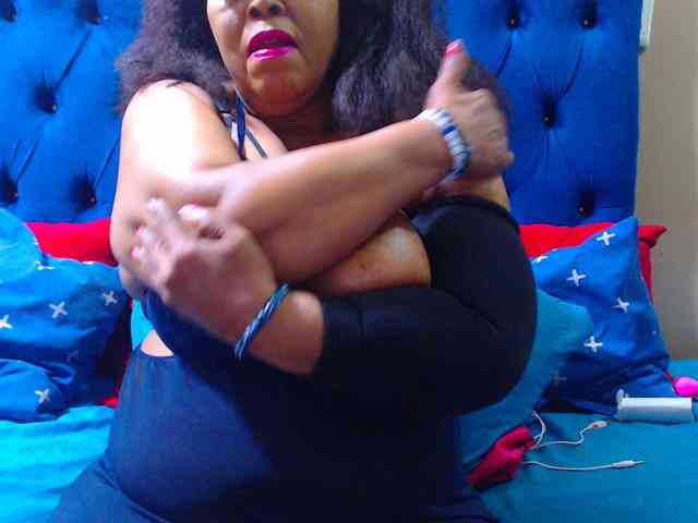 Modèle: Ebonycandy10