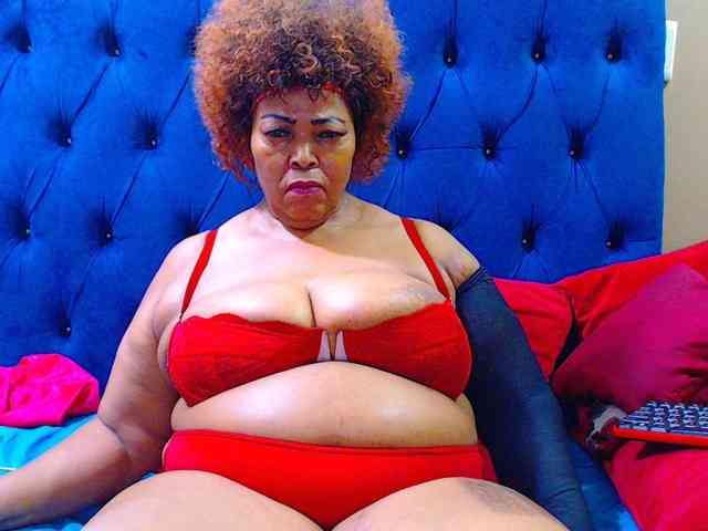 Ebonycandy10 webcam