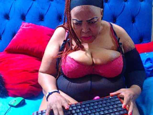 Ebonycandy10