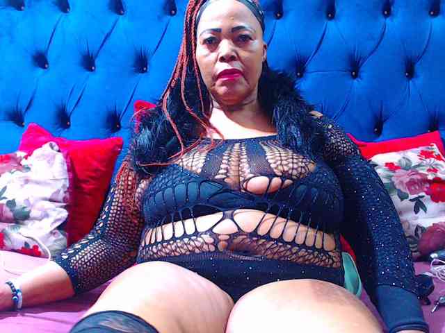 Ebonycandy10 webcam