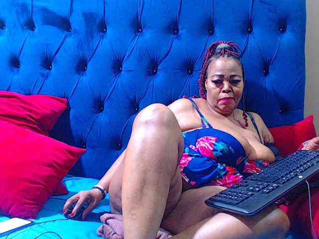 Ebonycandy10