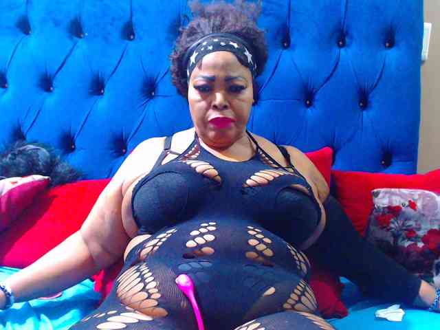 Ebonycandy10 webcam