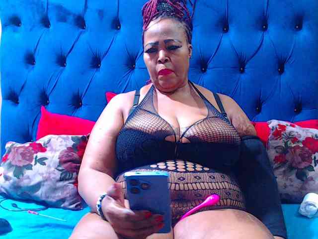 Ebonycandy10 webcam