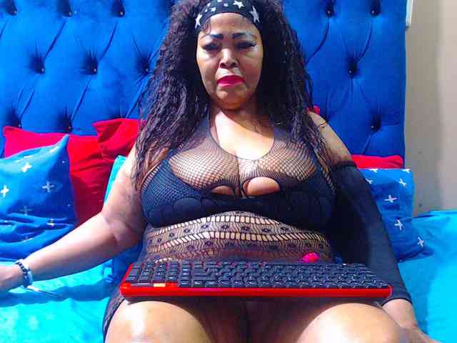 Ebonycandy10 webcam