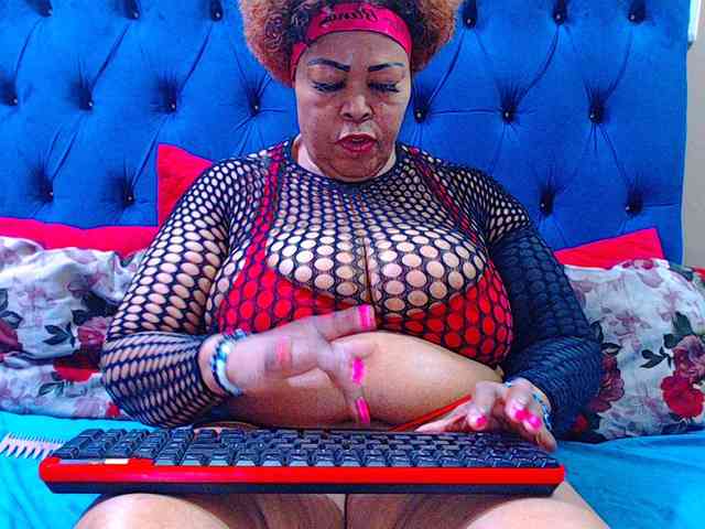 Ebonycandy10