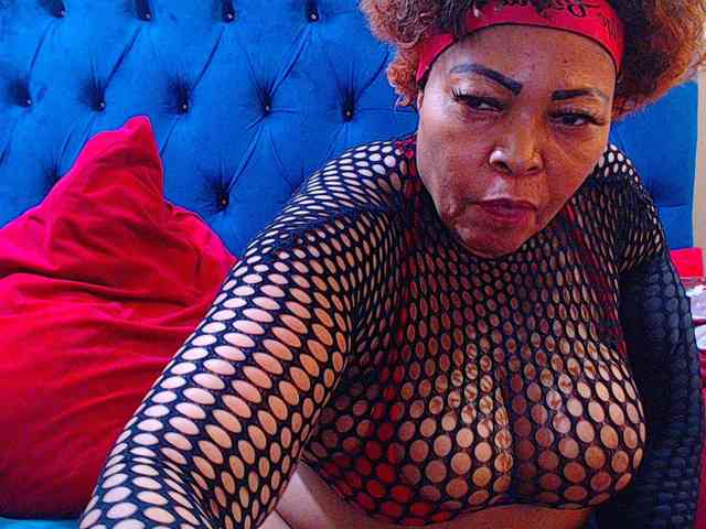 Ebonycandy10 webcam