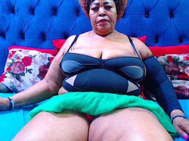 Ebonycandy10 webcam