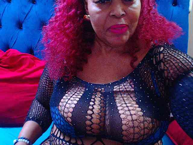 Ebonycandy10 webcam