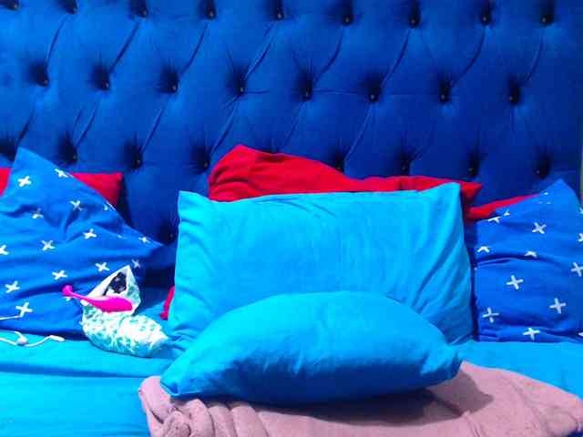 Ebonycandy10 webcam