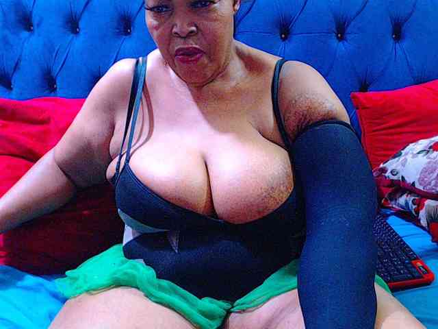Ebonycandy10