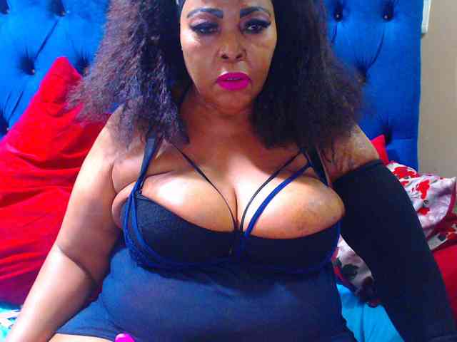 Ebonycandy10 webcam