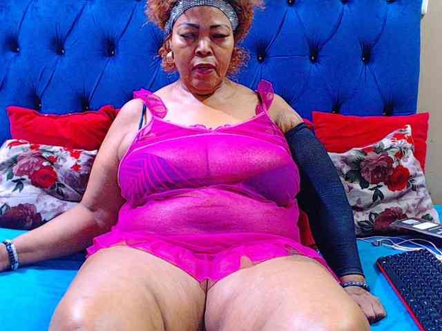 Ebonycandy10 webcam