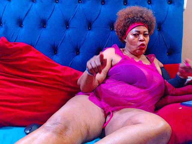 Ebonycandy10 webcam