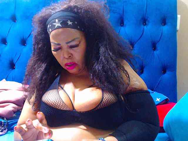 Ebonycandy10 webcam