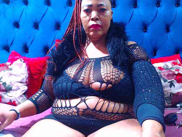Ebonycandy10 webcam