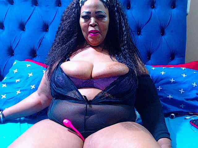 Ebonycandy10 webcam