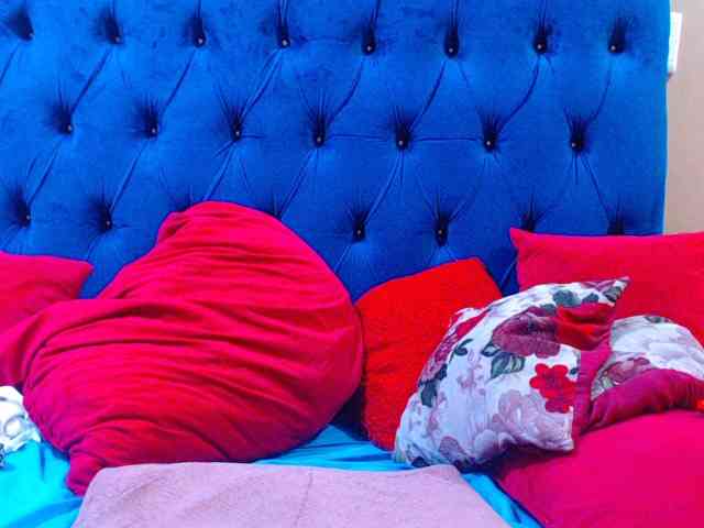 Ebonycandy10 webcam