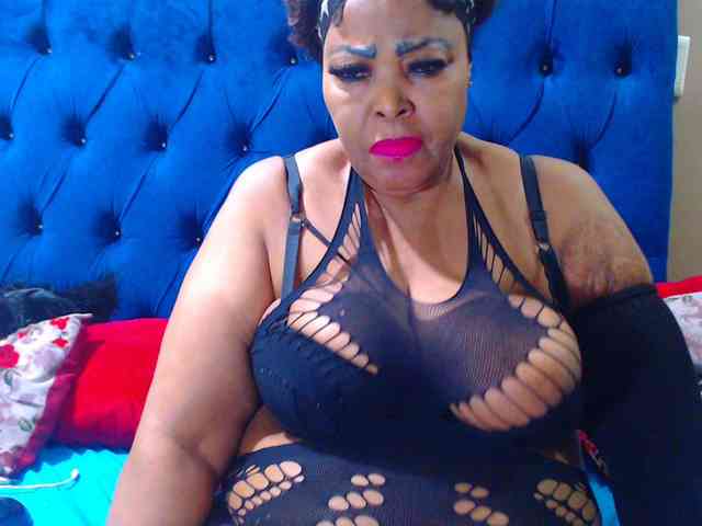 Ebonycandy10 webcam