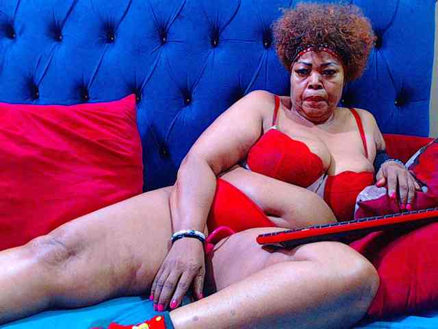 Ebonycandy10 webcam