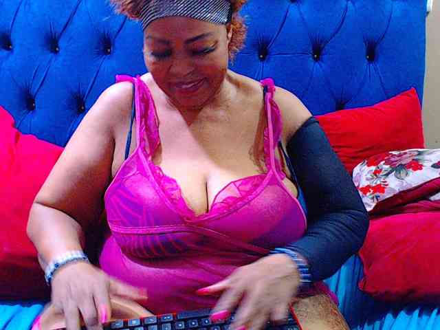Ebonycandy10