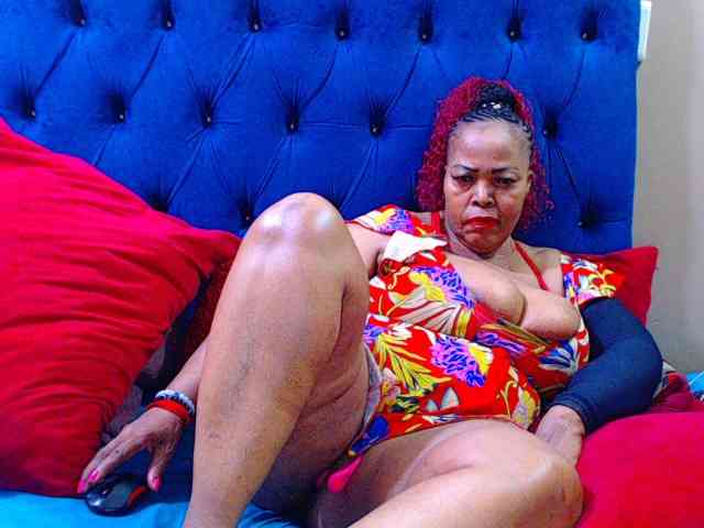 Ebonycandy10 webcam