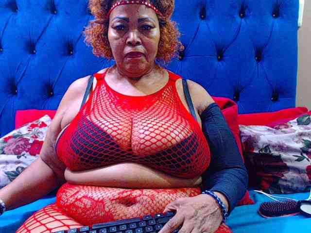 Ebonycandy10
