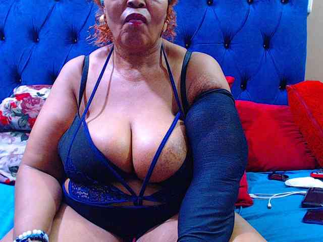 Modèle: Ebonycandy10