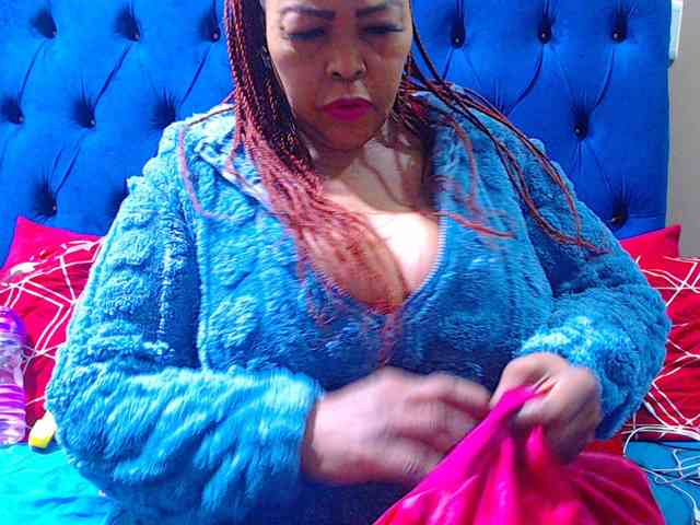Ebonycandy10 webcam