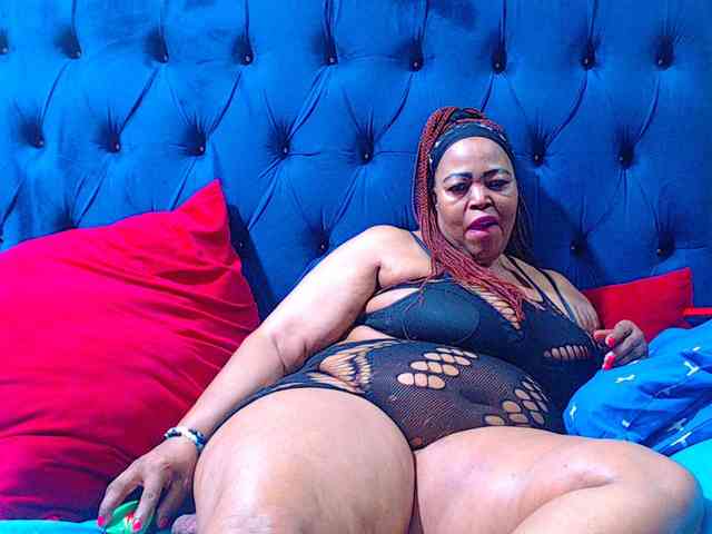 Ebonycandy10 webcam