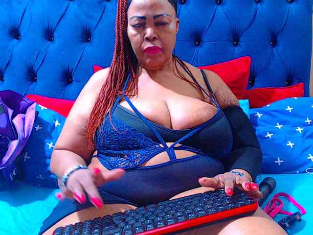 Ebonycandy10 webcam